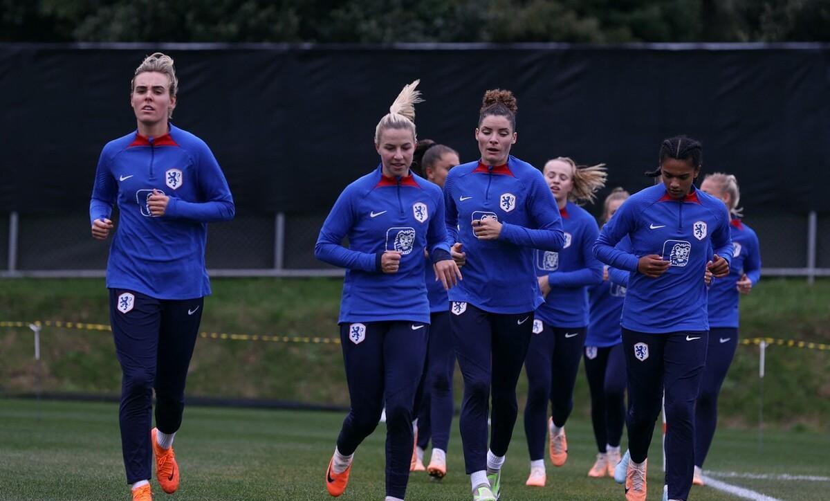 瑞士女足比赛中诞生黑马冠军