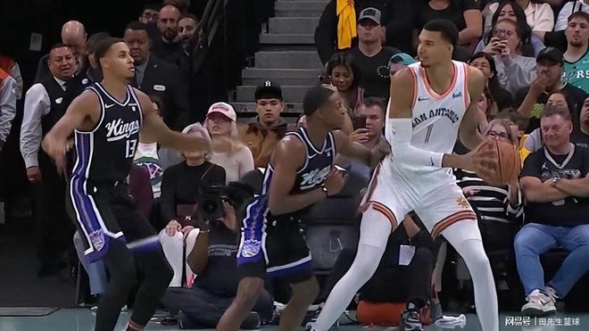 马刺客场大胜国王，继续保持巅峰状态